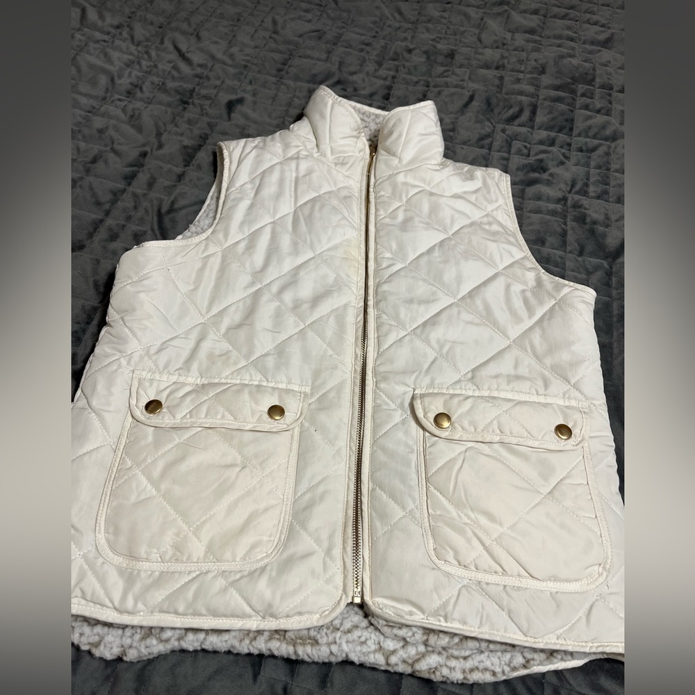 Ivory Reversible Faux Fur Vest, size Medium.